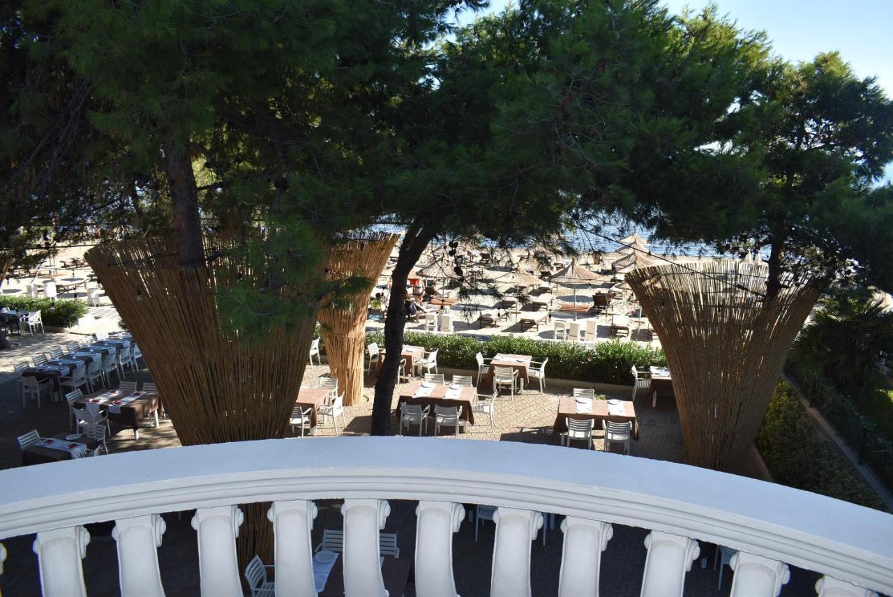 Cosmo Beach Hotel Durrës Exterior foto